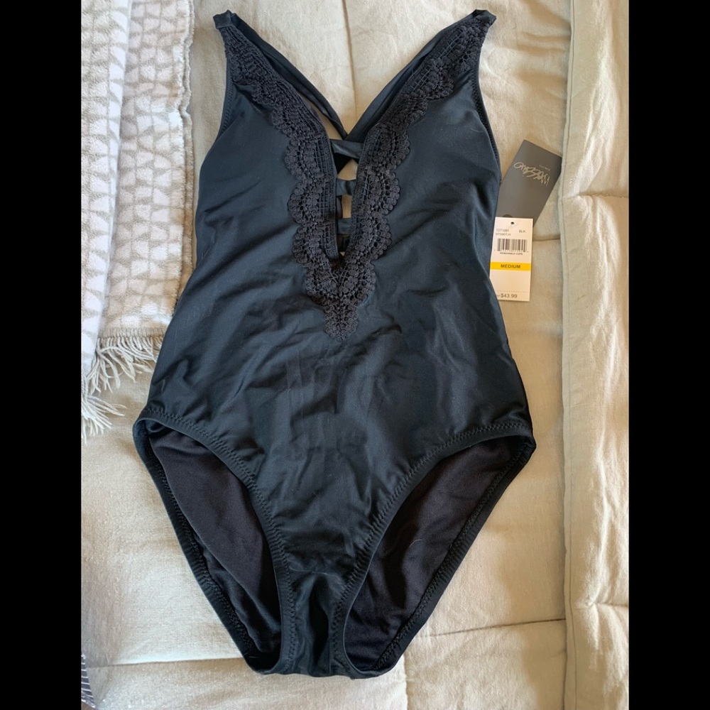 NWT Mossimo one piece 🩱 bathing suit M